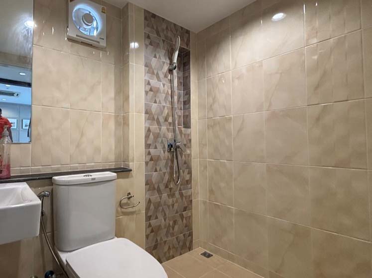 House with Shared Pool in Bangnatrad 